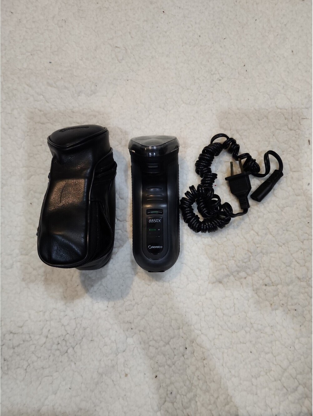Norelco Rechargeable Lift & Cut 835RX shaver - Tested Works